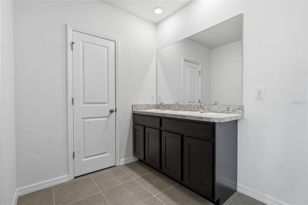 32745 Pez Landing Lane - Photo 26