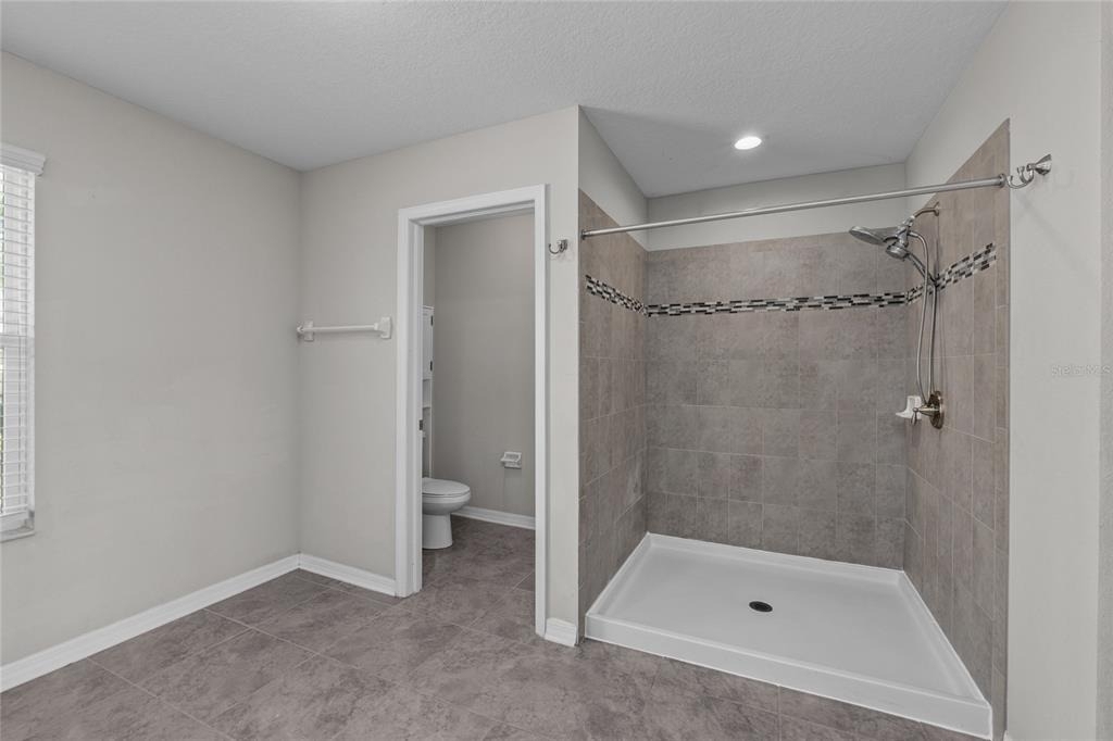 18576 Obregan Drive - Photo 35