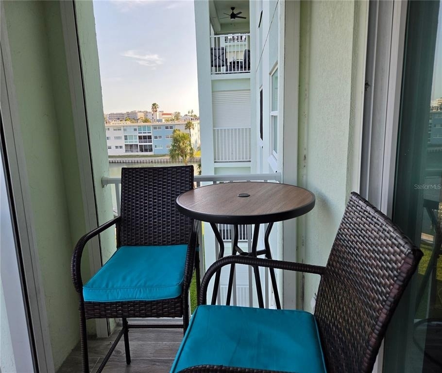 400 64th Avenue - Photo 38