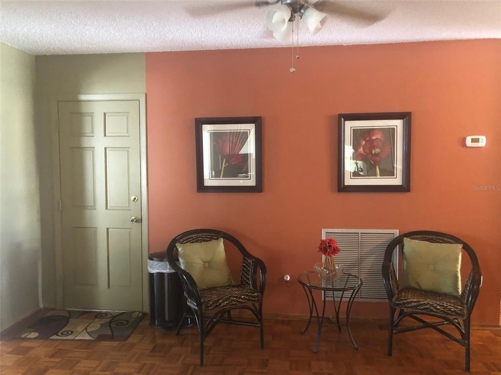 221 Cedarwood Circle - Photo 11