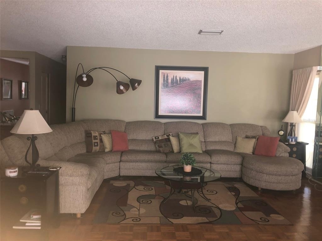 221 Cedarwood Circle - Photo 4