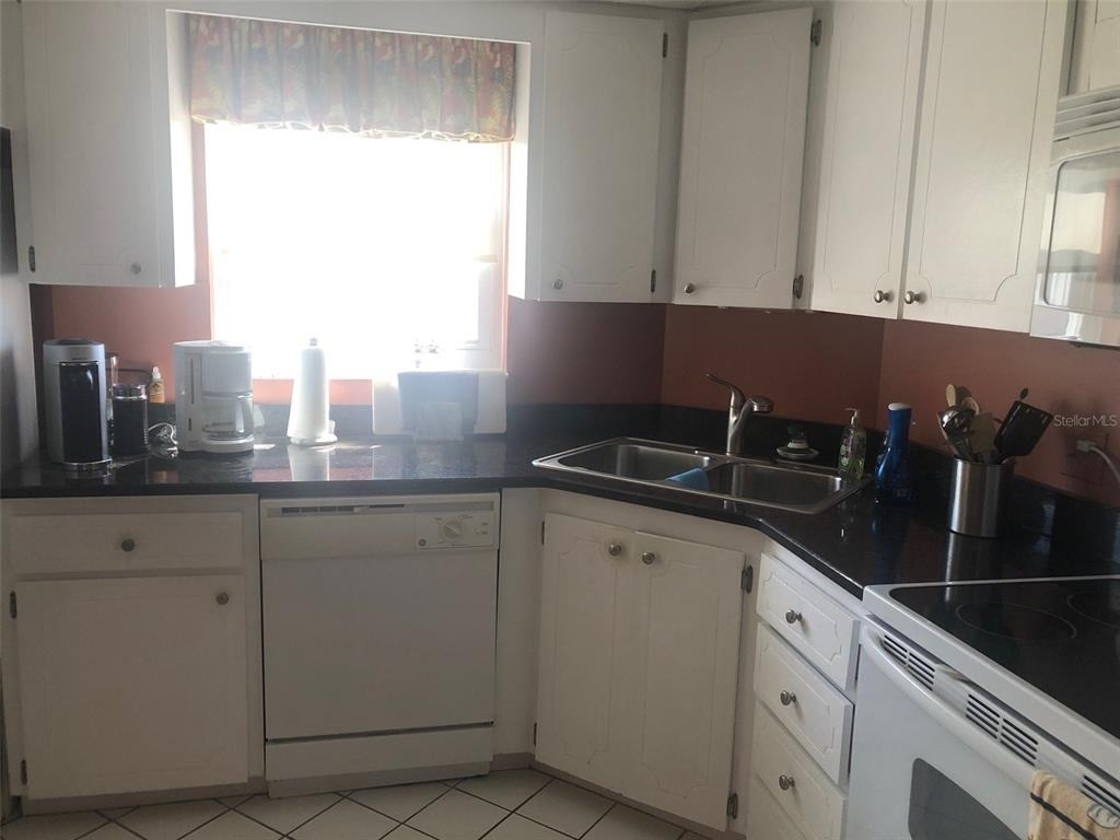 221 Cedarwood Circle - Photo 8