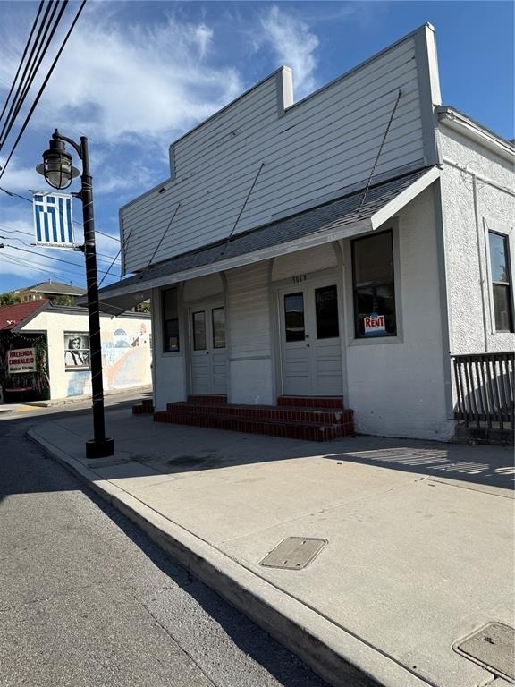 501 Athens Street - Photo 1