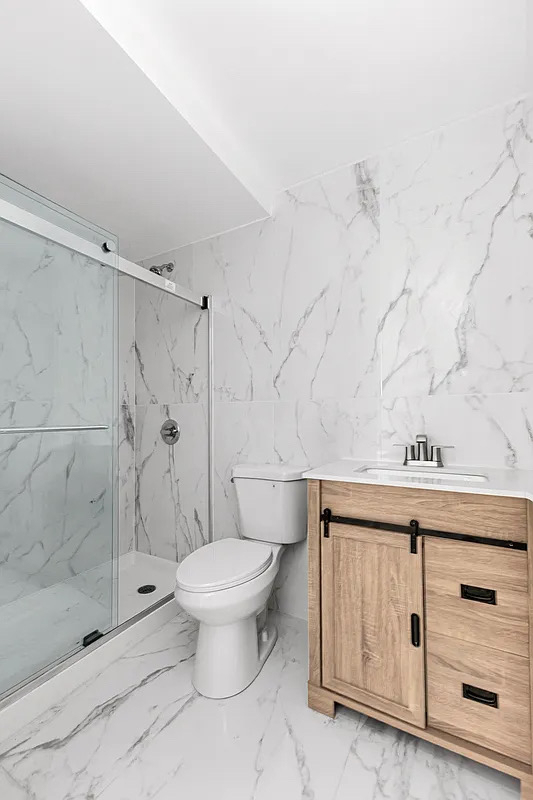 255 West 36th Street - Photo 6