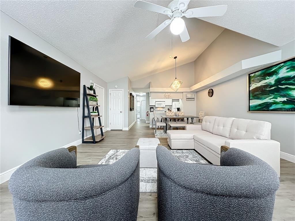 2731 N Poinciana Boulevard - Photo 32