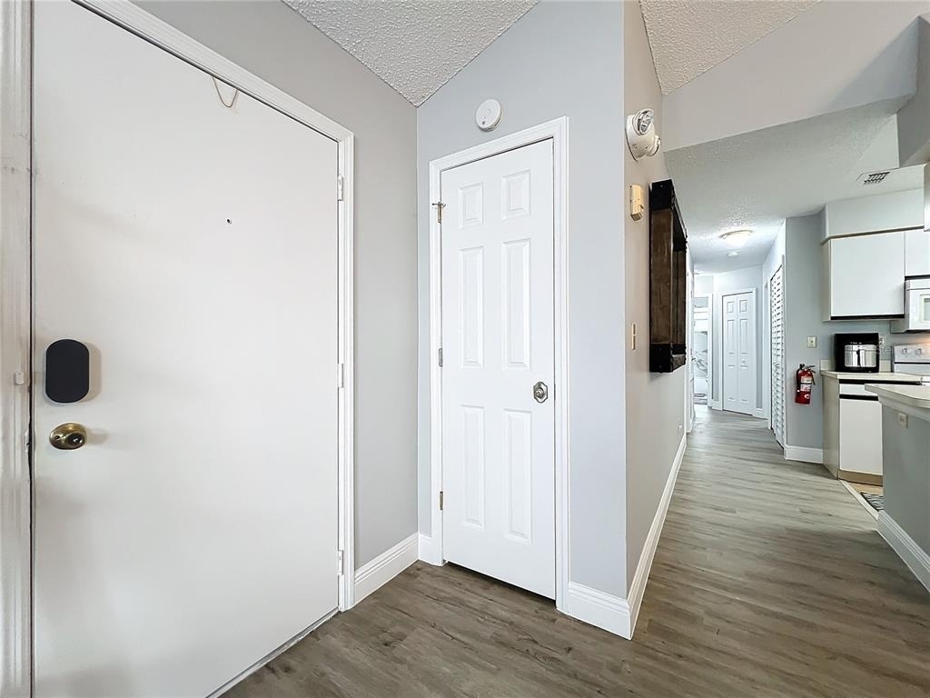 2731 N Poinciana Boulevard - Photo 18