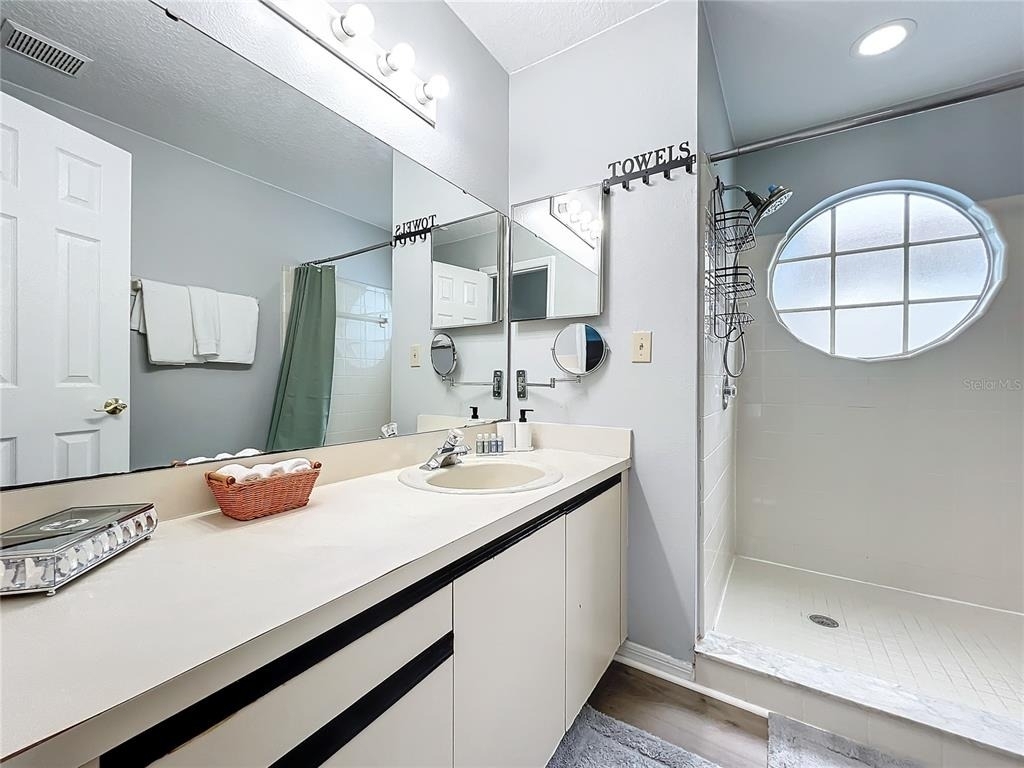 2731 N Poinciana Boulevard - Photo 84