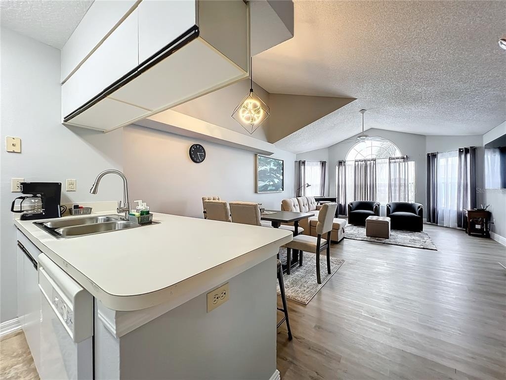 2731 N Poinciana Boulevard - Photo 42