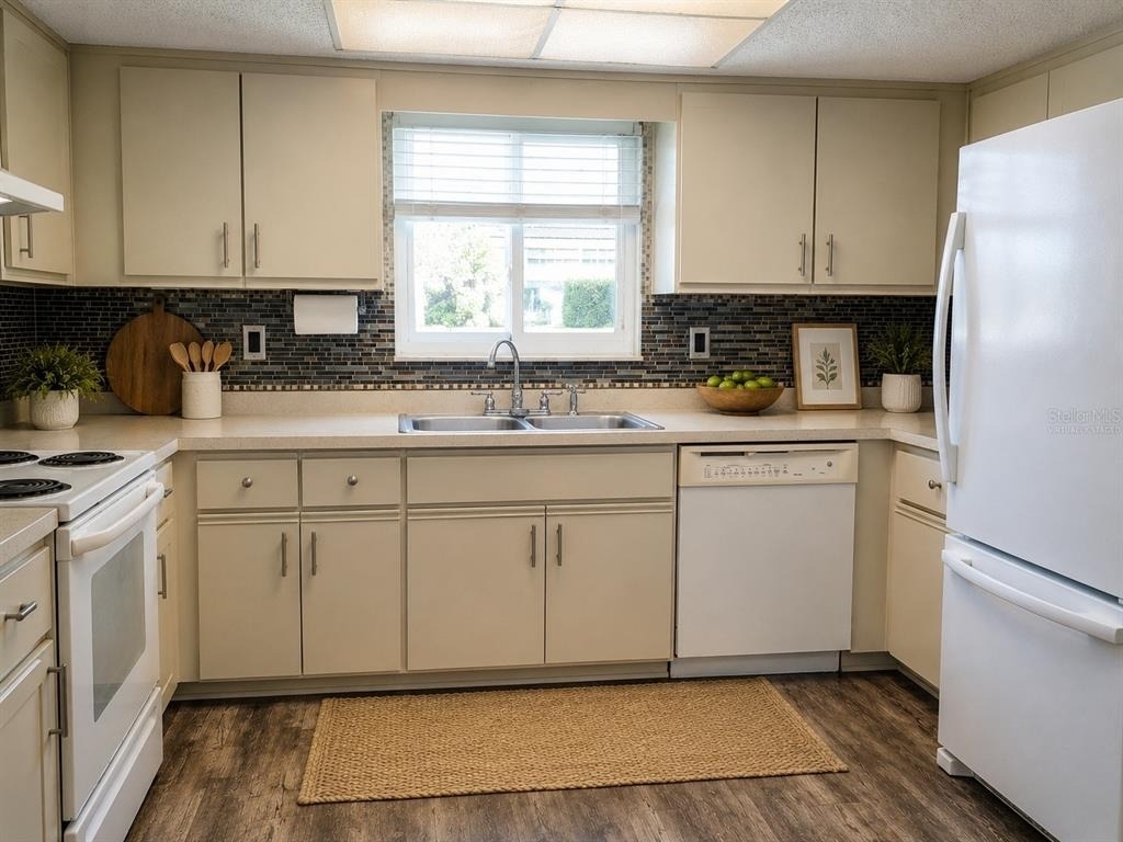 6311 Sw 106th Place - Photo 10