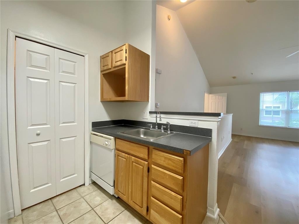 3364 Westchester Square Boulevard - Photo 5
