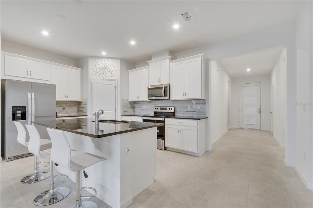1098 Boardwalk Place - Photo 20