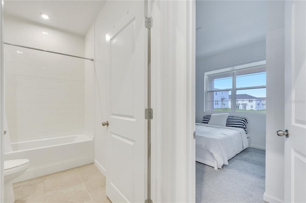 1098 Boardwalk Place - Photo 8