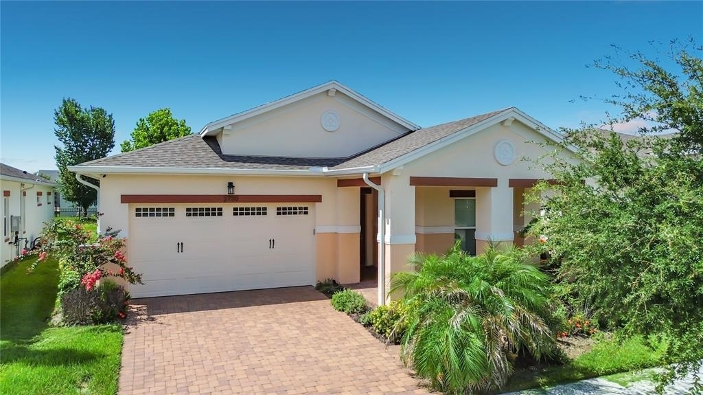 2720 Greenlands Street - Photo 0