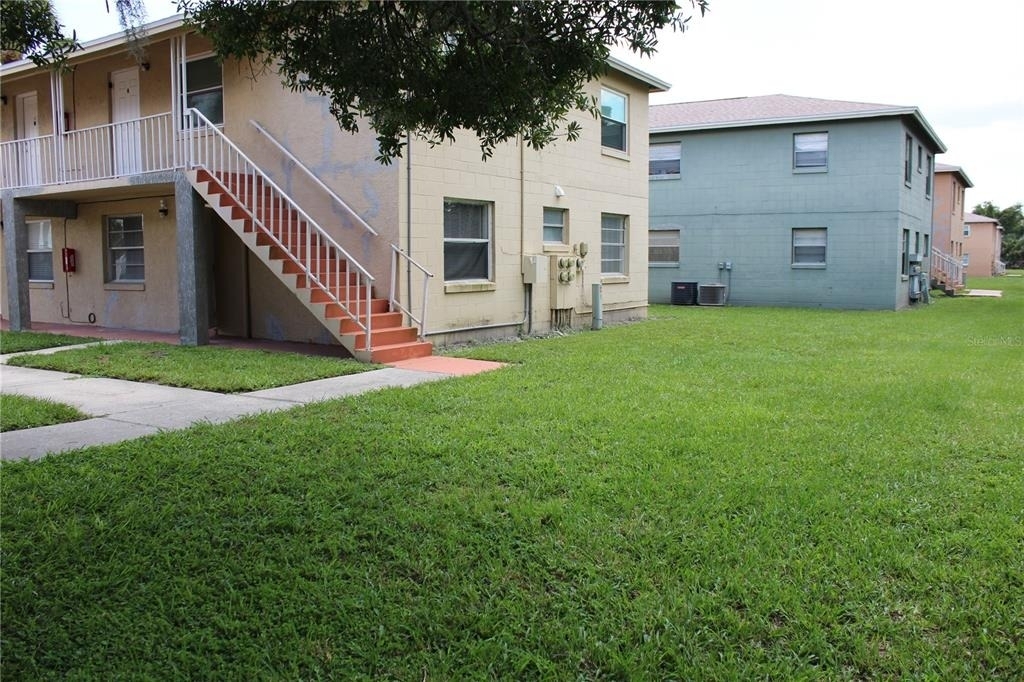 703 Michigan Court - Photo 10