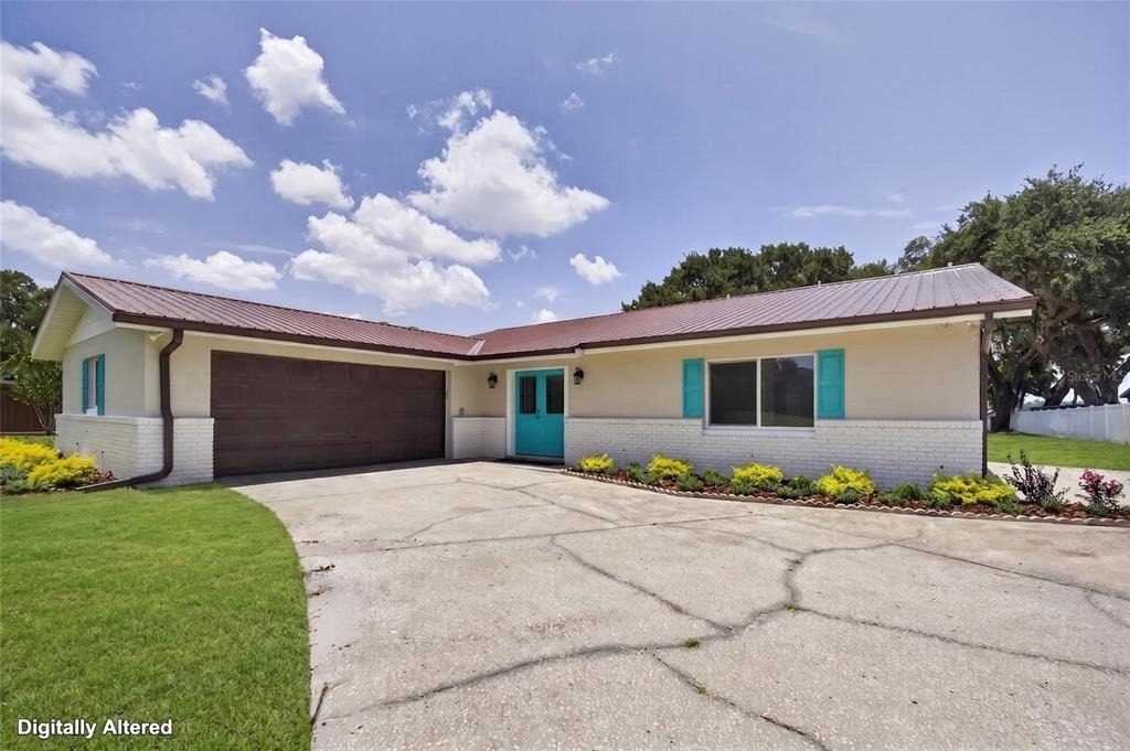 1225 Hoffner Avenue - Photo 1