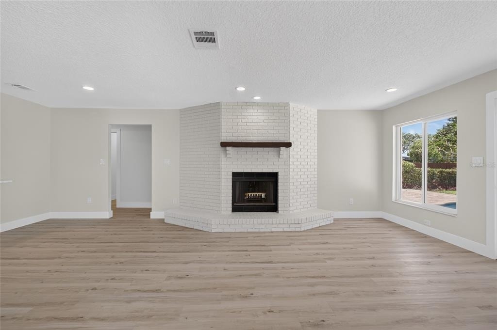 1225 Hoffner Avenue - Photo 7