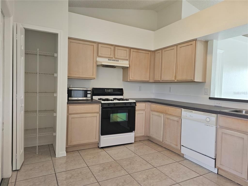 13345 Pinyon Drive - Photo 27