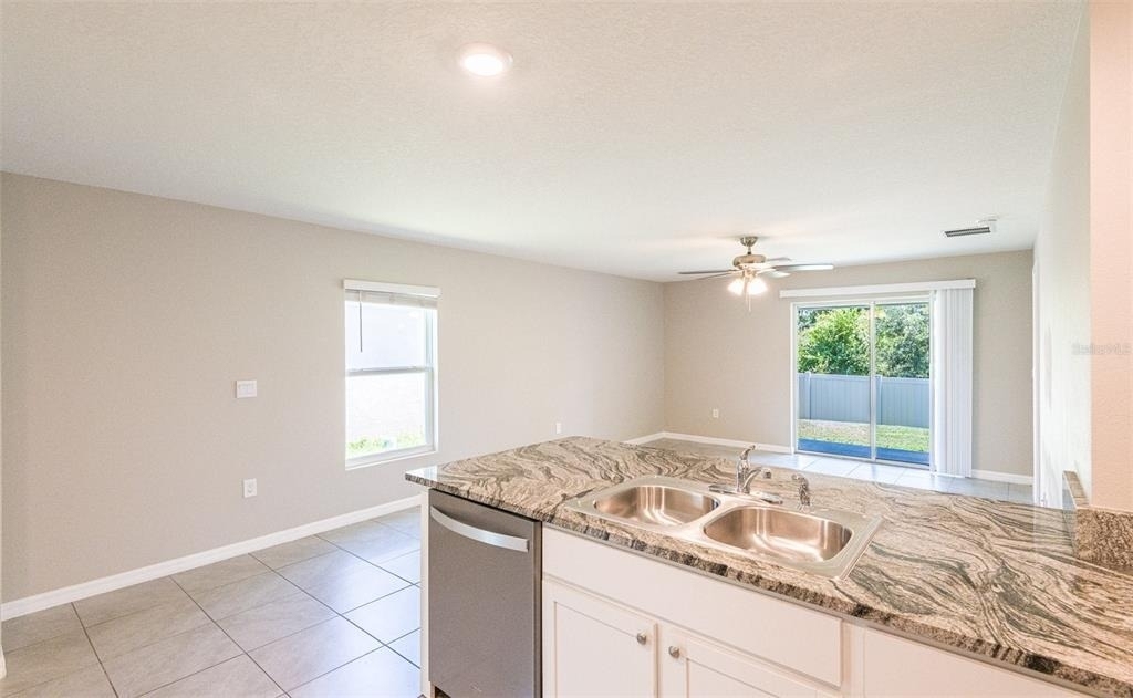 5185 Rocky Coast Place - Photo 12