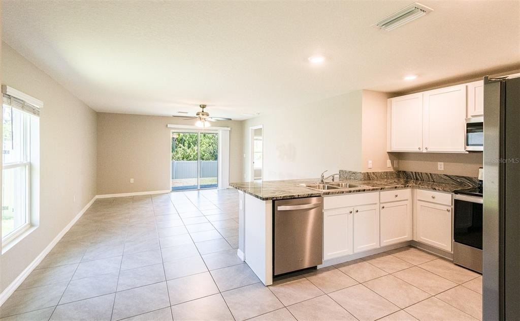 5185 Rocky Coast Place - Photo 10
