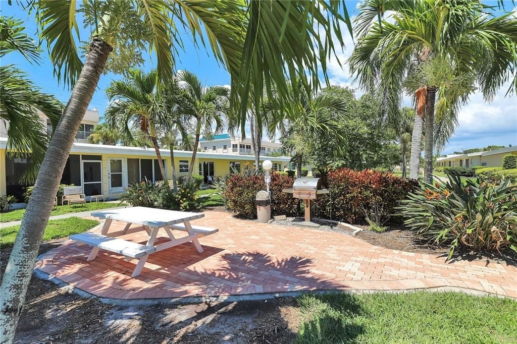 6006 Midnight Pass Road - Photo 25