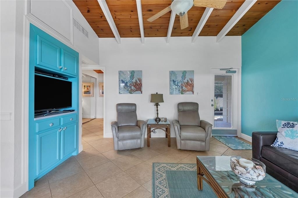 6006 Midnight Pass Road - Photo 8