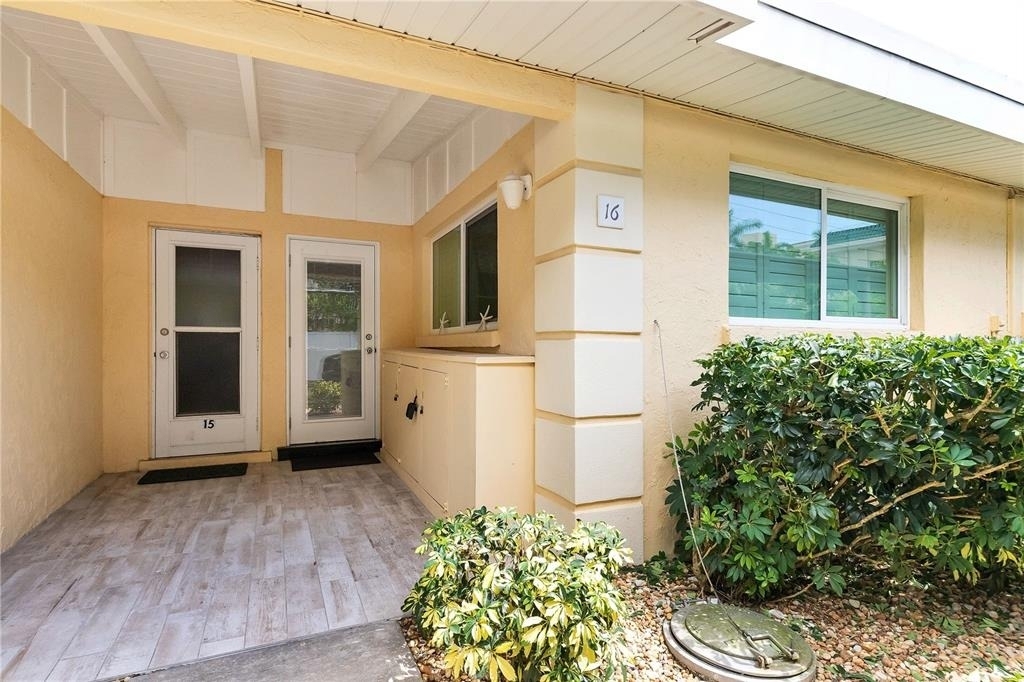 6006 Midnight Pass Road - Photo 2