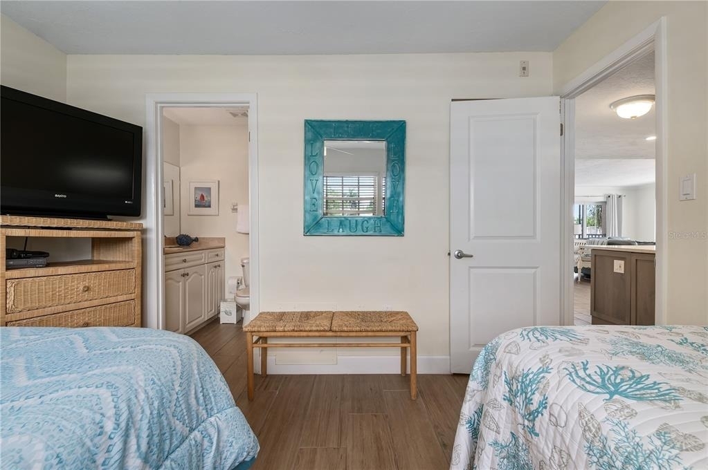 5963 Midnight Pass Road - Photo 18