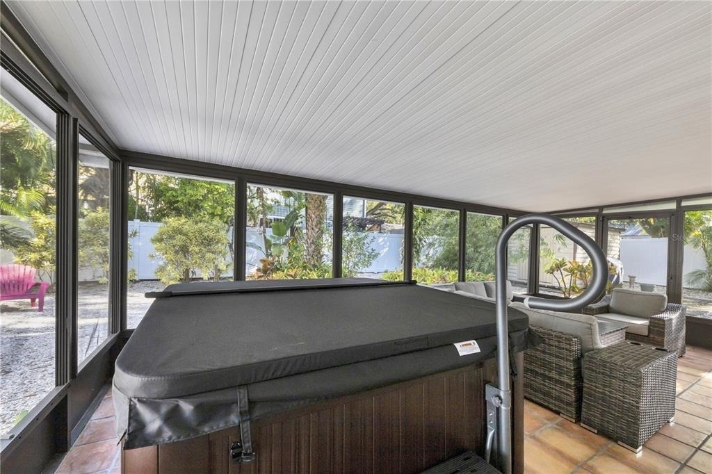 2469 Waldemere Street - Photo 23