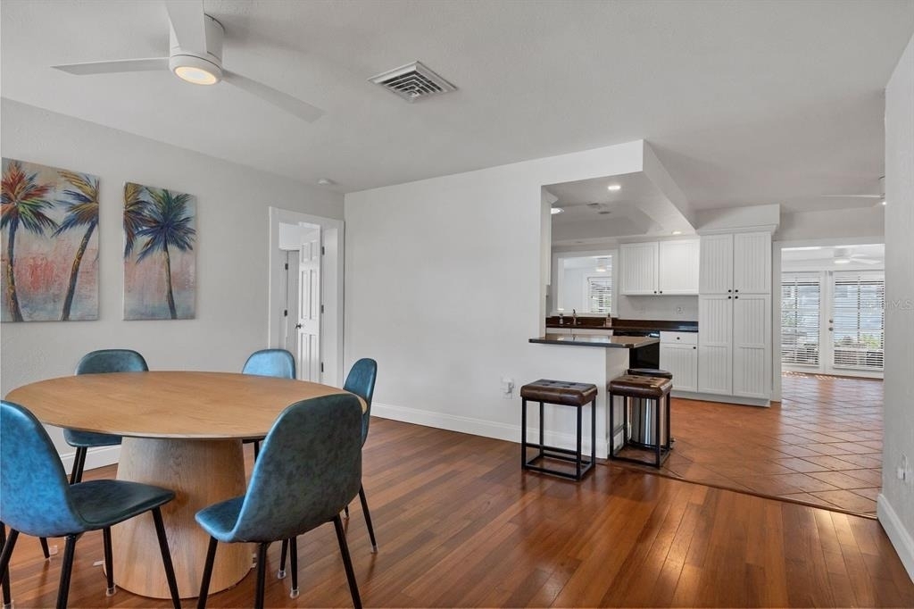 2469 Waldemere Street - Photo 3