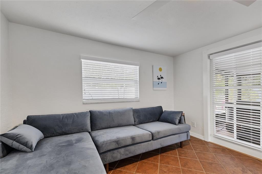 2469 Waldemere Street - Photo 9