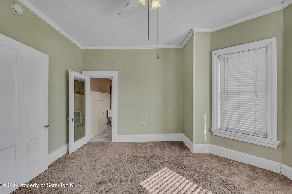 1724 Monsey - Photo 12