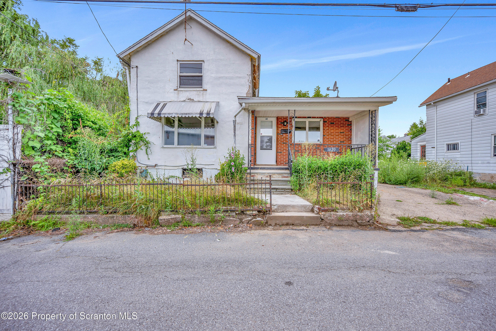 1020 Farber Court - Photo 0