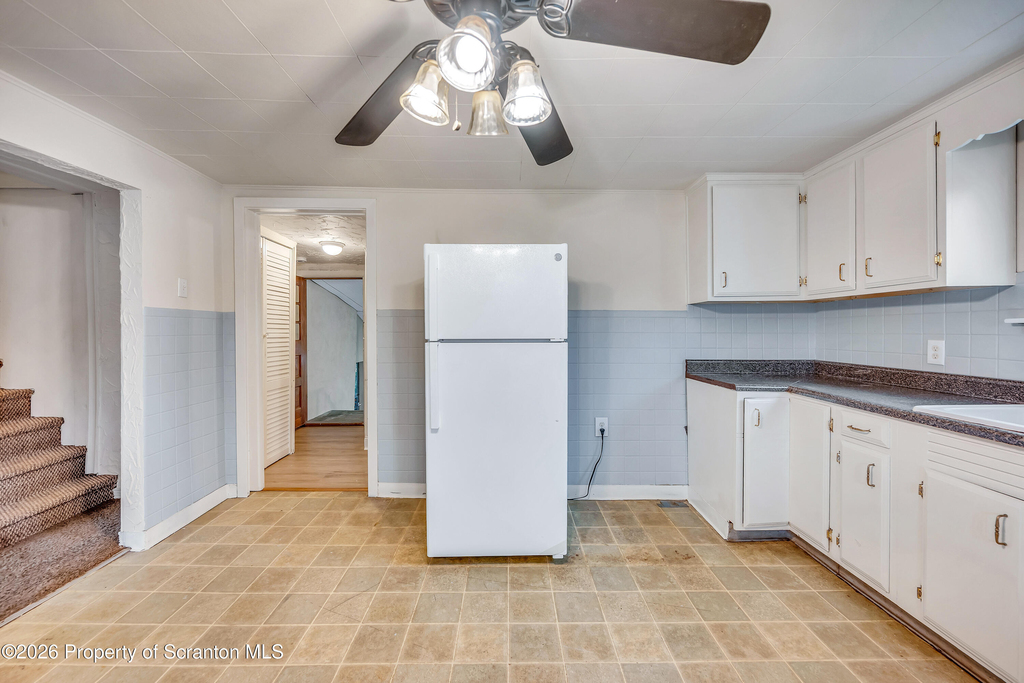 1020 Farber Court - Photo 15