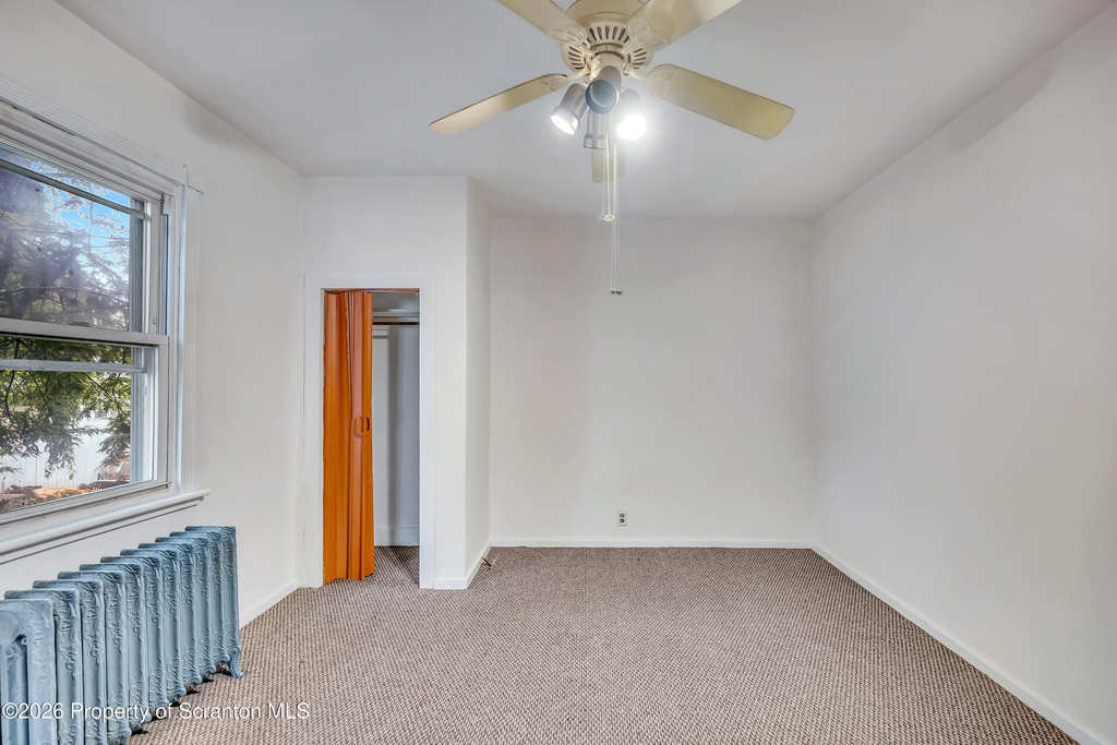 1020 Farber Court - Photo 6
