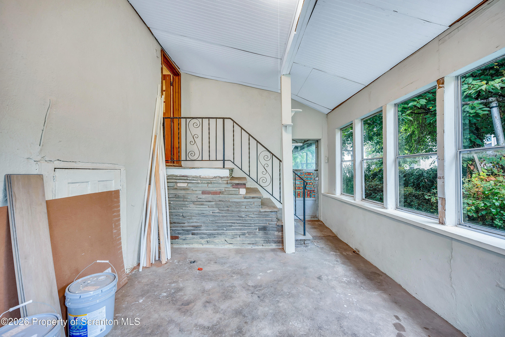 1020 Farber Court - Photo 12