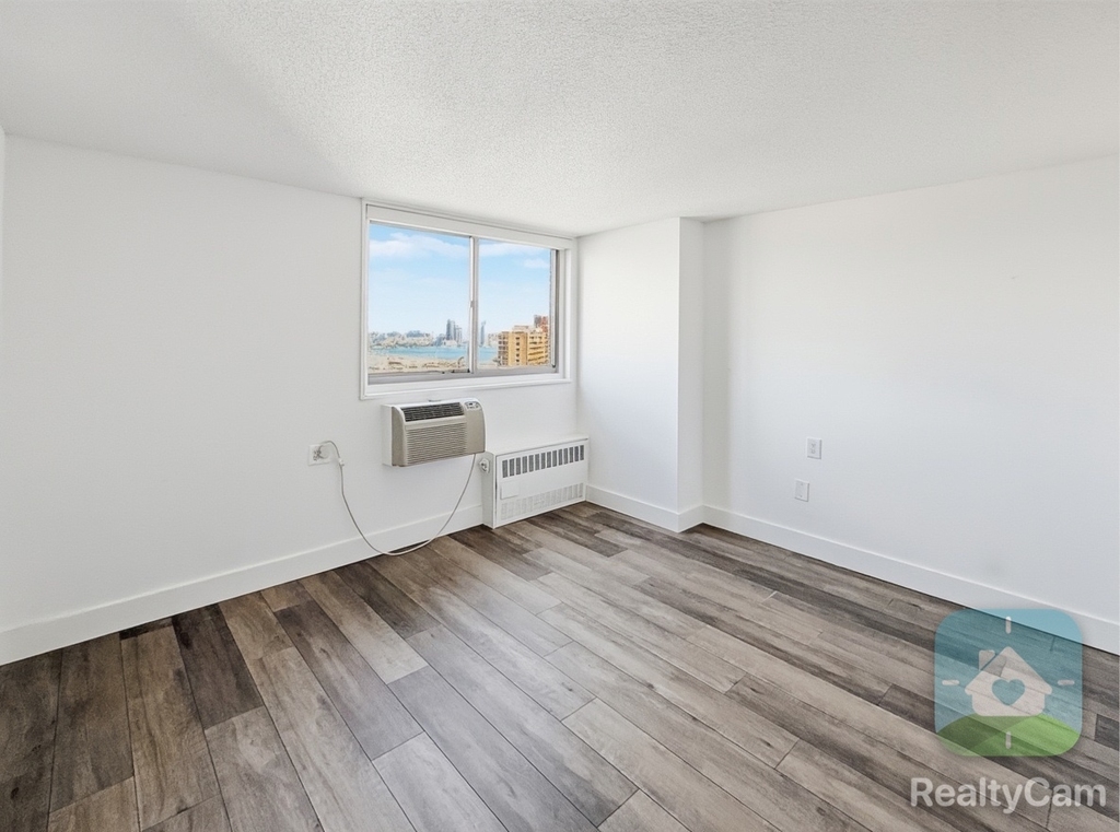 490 2nd Avenue - Photo 6