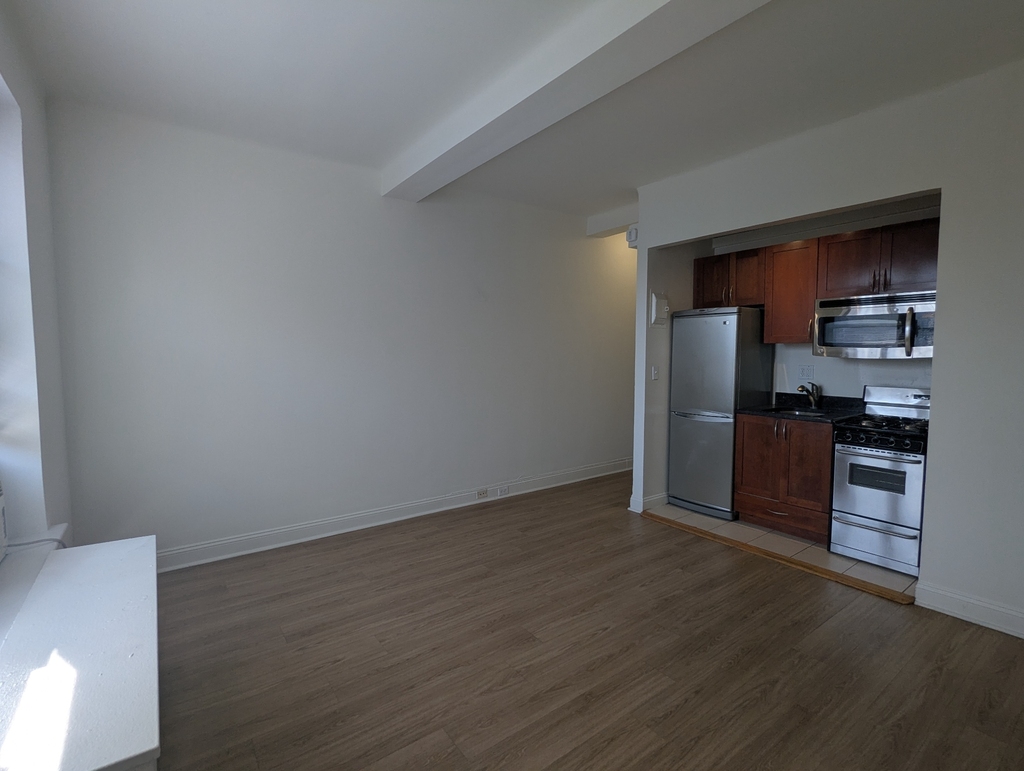 41 West 86th Street - Photo 2