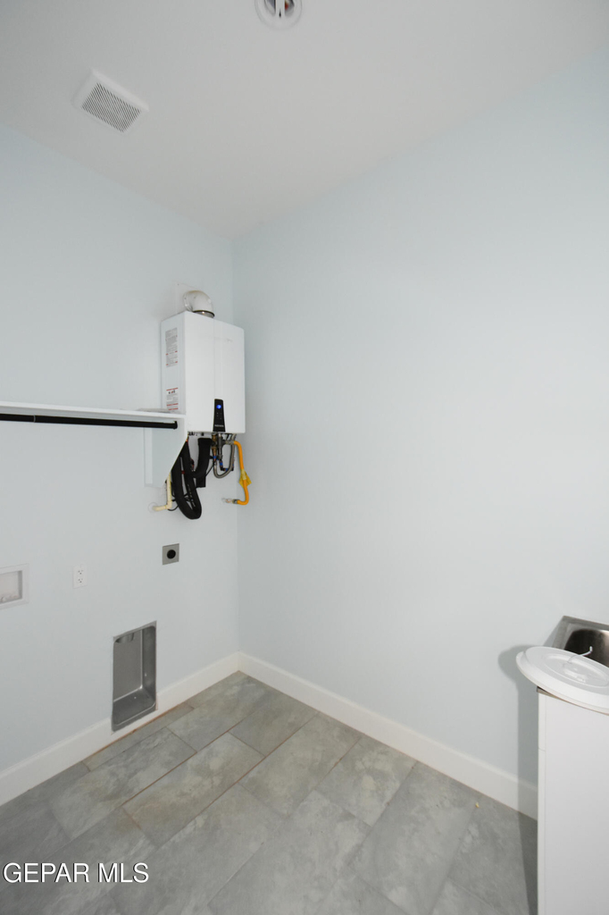 9905 Taj Mahal Street - Photo 22