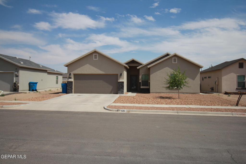 620 Adrian Arellano Street W - Photo 77