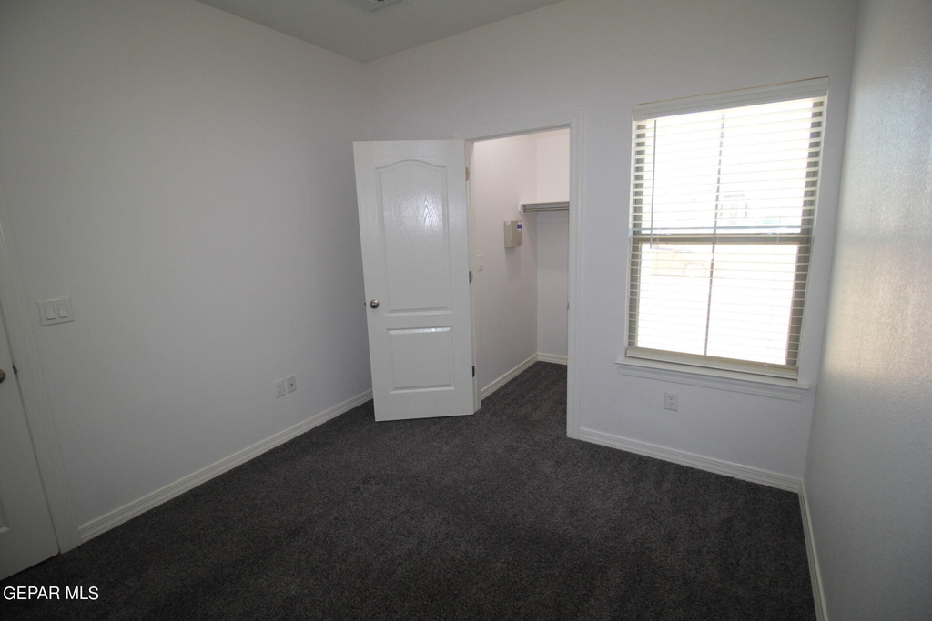 620 Adrian Arellano Street W - Photo 73