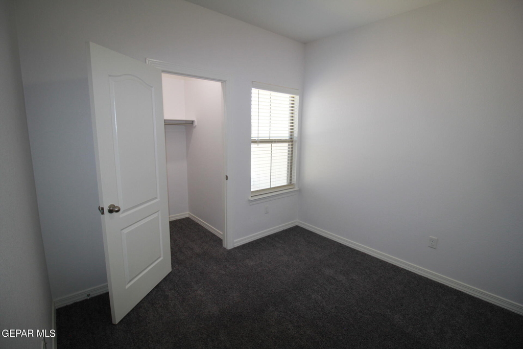 620 Adrian Arellano Street W - Photo 71