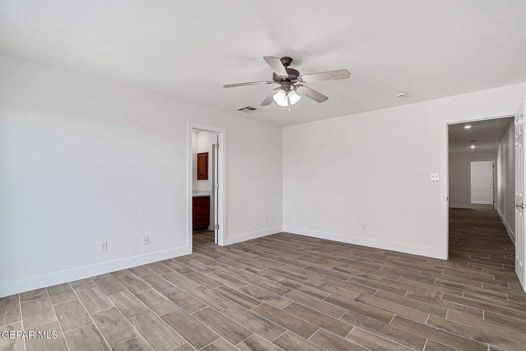 7235 Royal Arms Drive - Photo 26