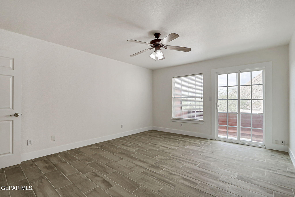 7235 Royal Arms Drive - Photo 25