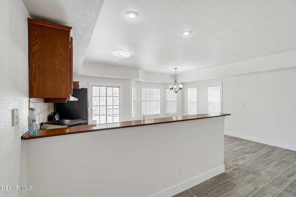 7235 Royal Arms Drive - Photo 16