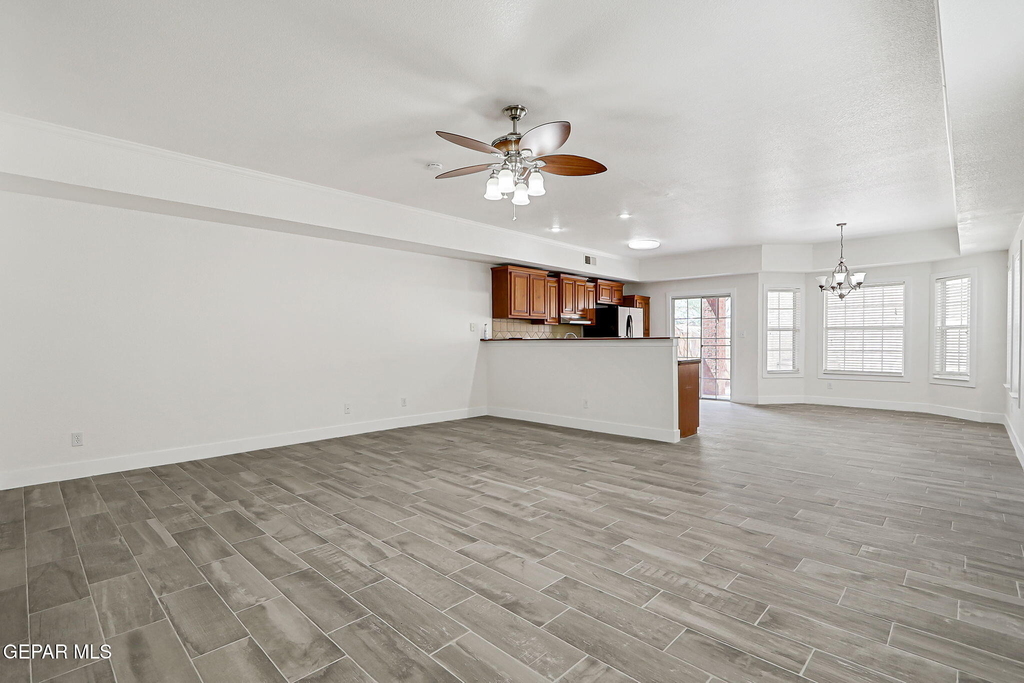 7235 Royal Arms Drive - Photo 5