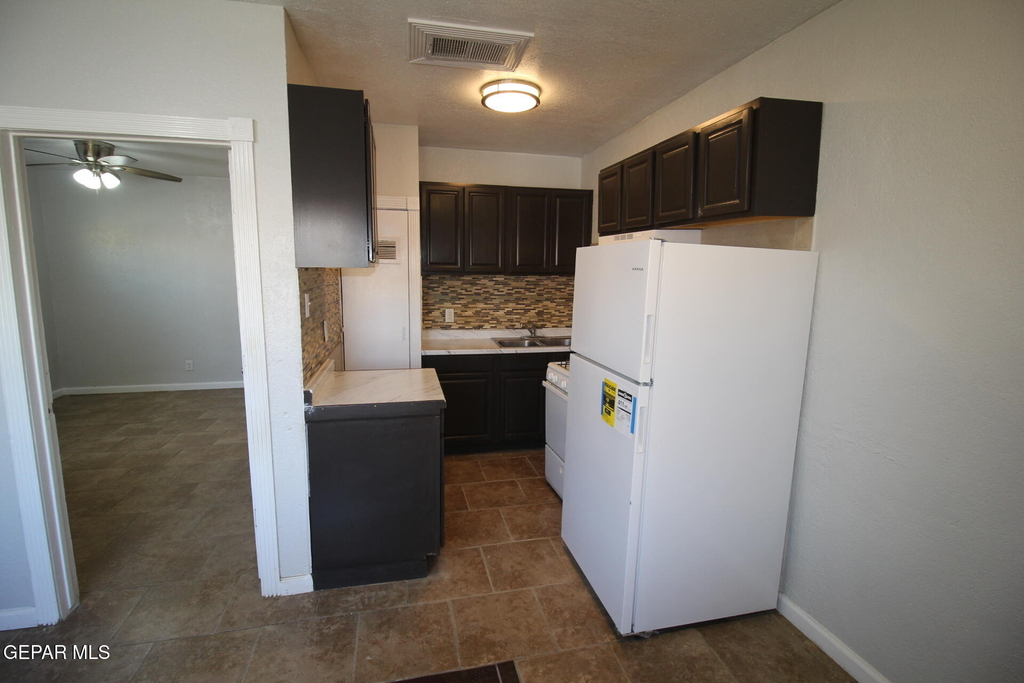 8903 Old County Road - Photo 3