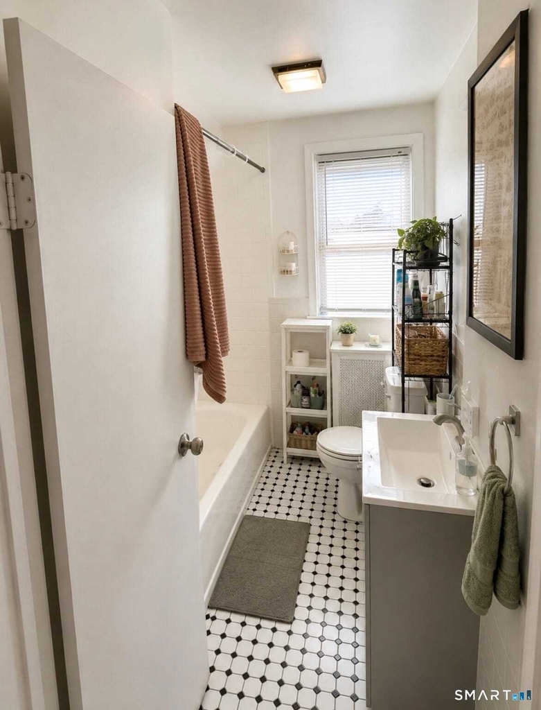 97-99 Beacon Street - Photo 6