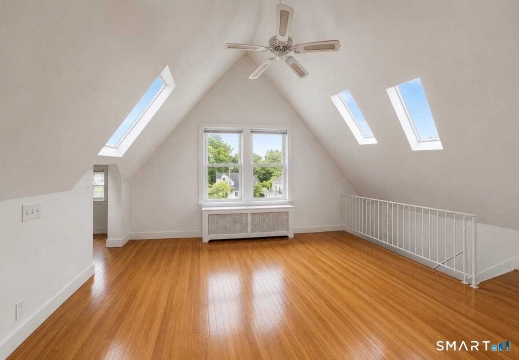 97-99 Beacon Street - Photo 2