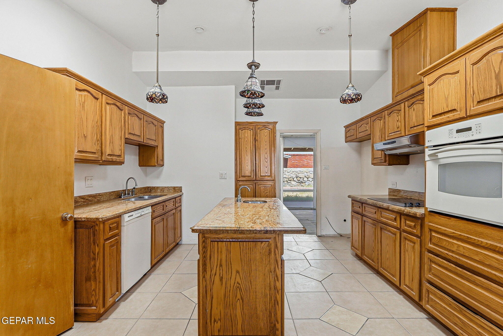 2801 Polk Avenue - Photo 5
