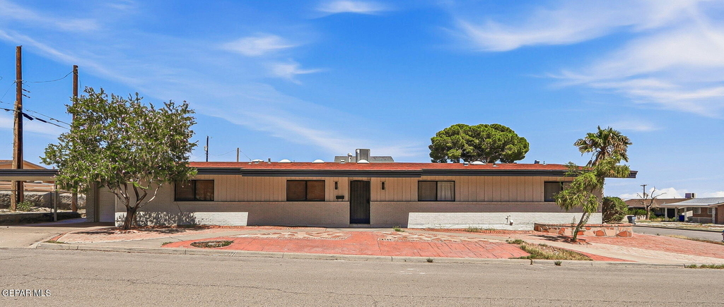 2801 Polk Avenue - Photo 1